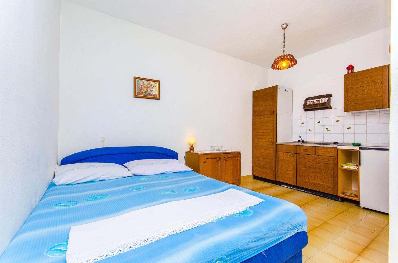 Apartments By The Sea Pisak, Omis - 2802 Exteriör bild