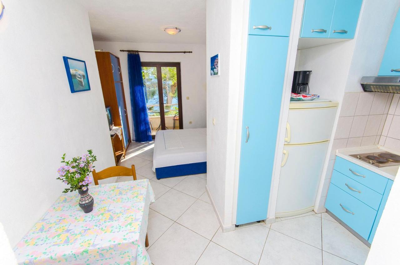 Apartments By The Sea Pisak, Omis - 2802 Exteriör bild